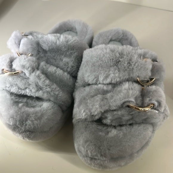 BRAND NEW J/SLIDES Brooke Grey 100% WOOL SHEARLING Platform Buckled Slides 7 - Picture 3 of 15